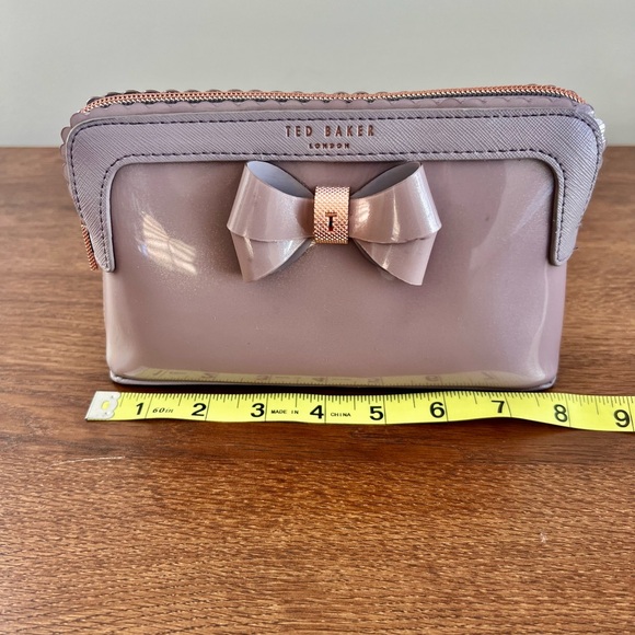 Ted Baker Mauve Bow Accent Cosmetic Bag - Picture 8 of 8